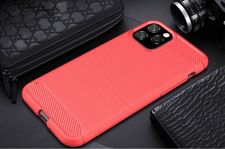 chehol-nakladka_carbon_fibre_dlya_iphone_11_pro_6.jpg